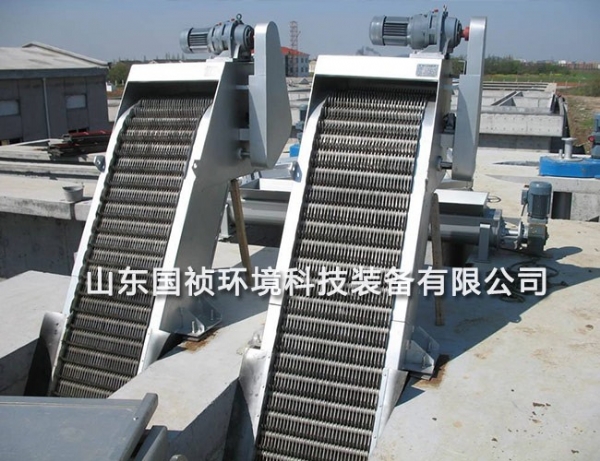 回轉(zhuǎn)式格柵除污機